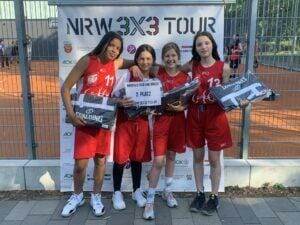 DiePunkteklopfer 4 08w 2